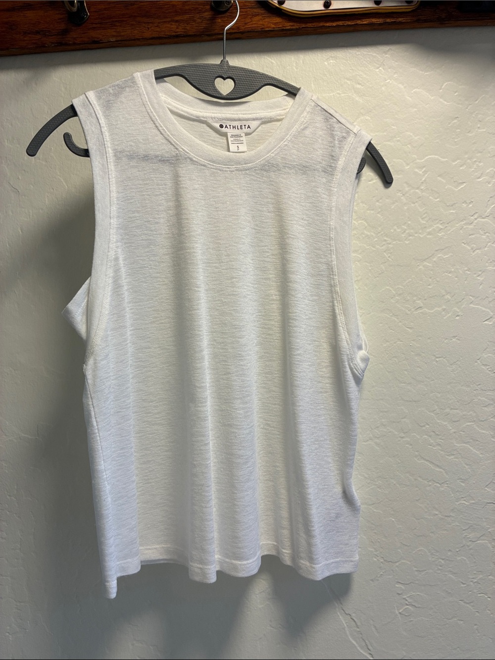Athleta White Muscle Tank Tee Size Small